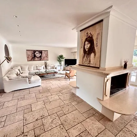 Magnifique De Luxe Avec Piscine Villa *