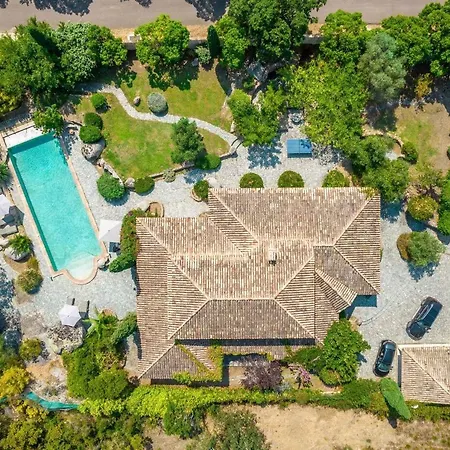 Magnifique De Luxe Avec Piscine Vila