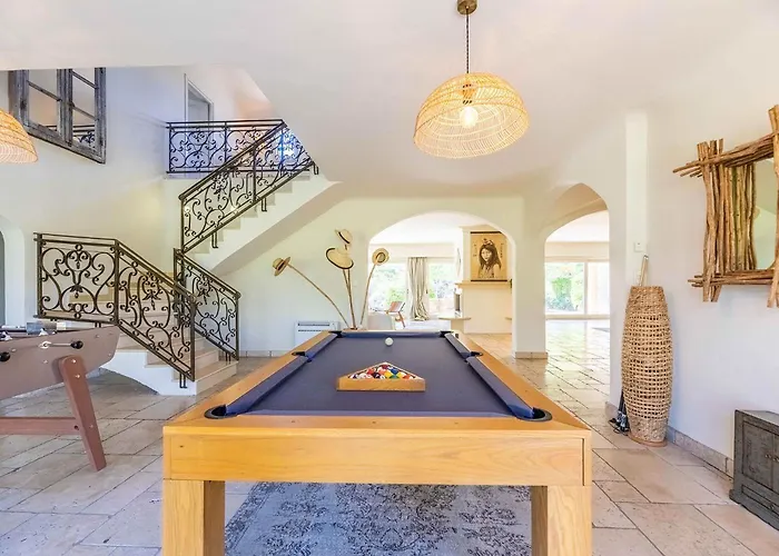 Magnifique De Luxe Avec Piscine Villa