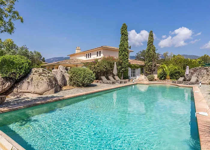 Magnifique De Luxe Avec Piscine Villa *